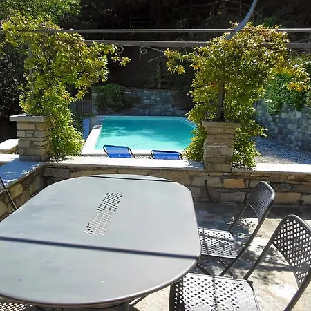 Apartment Giglio Rosso In Gravedona Ed Uniti *